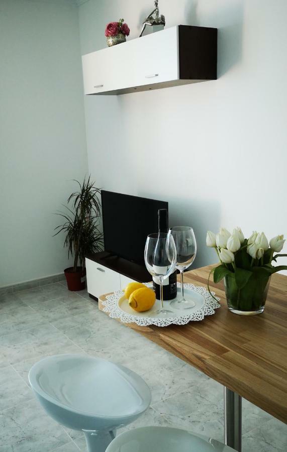 Apartment Granada 302 Pool&Beach تورّيفيِخا المظهر الخارجي الصورة